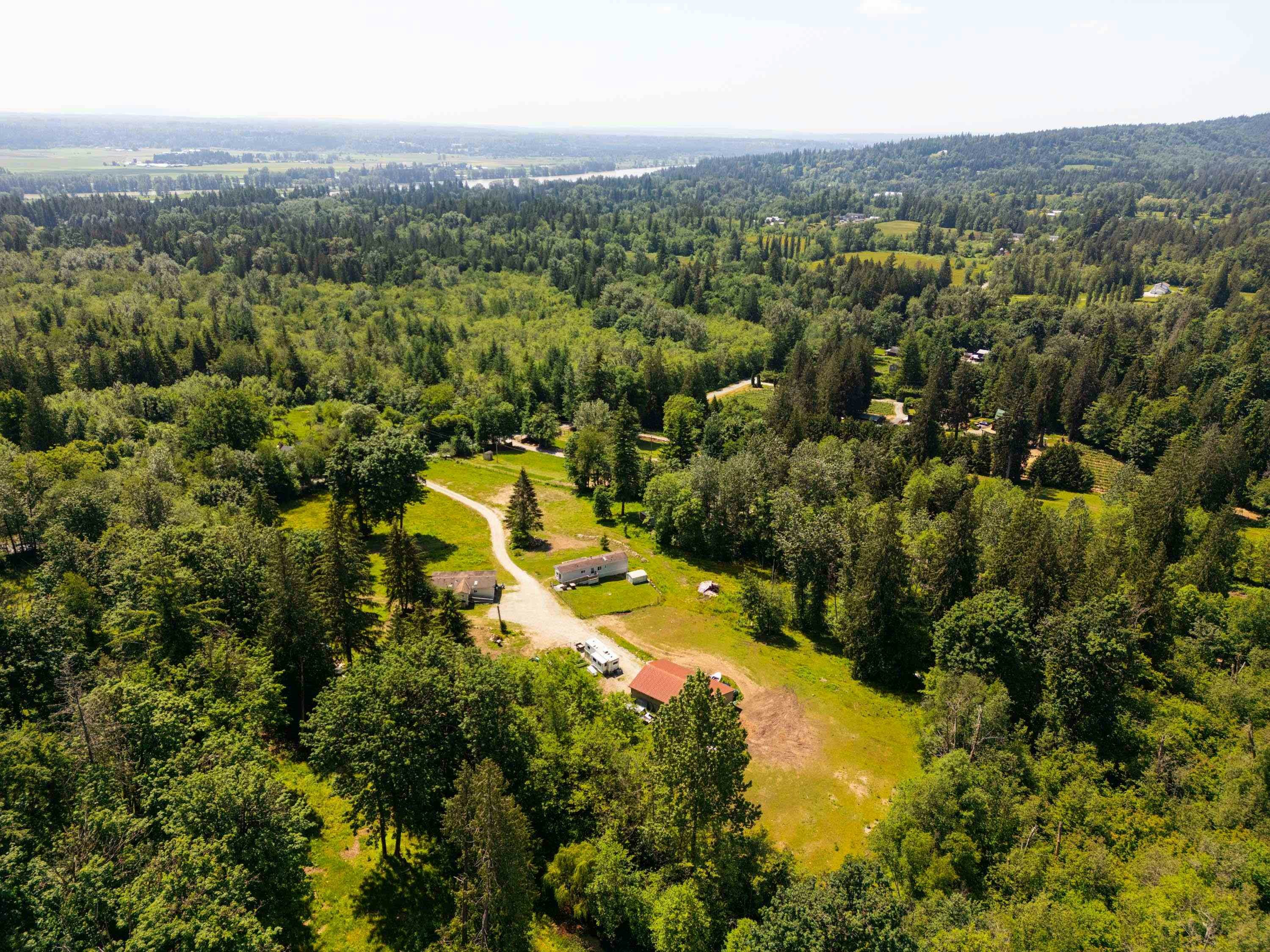 28555 104 Avenue, Maple Ridge, BC, V2W 1L5