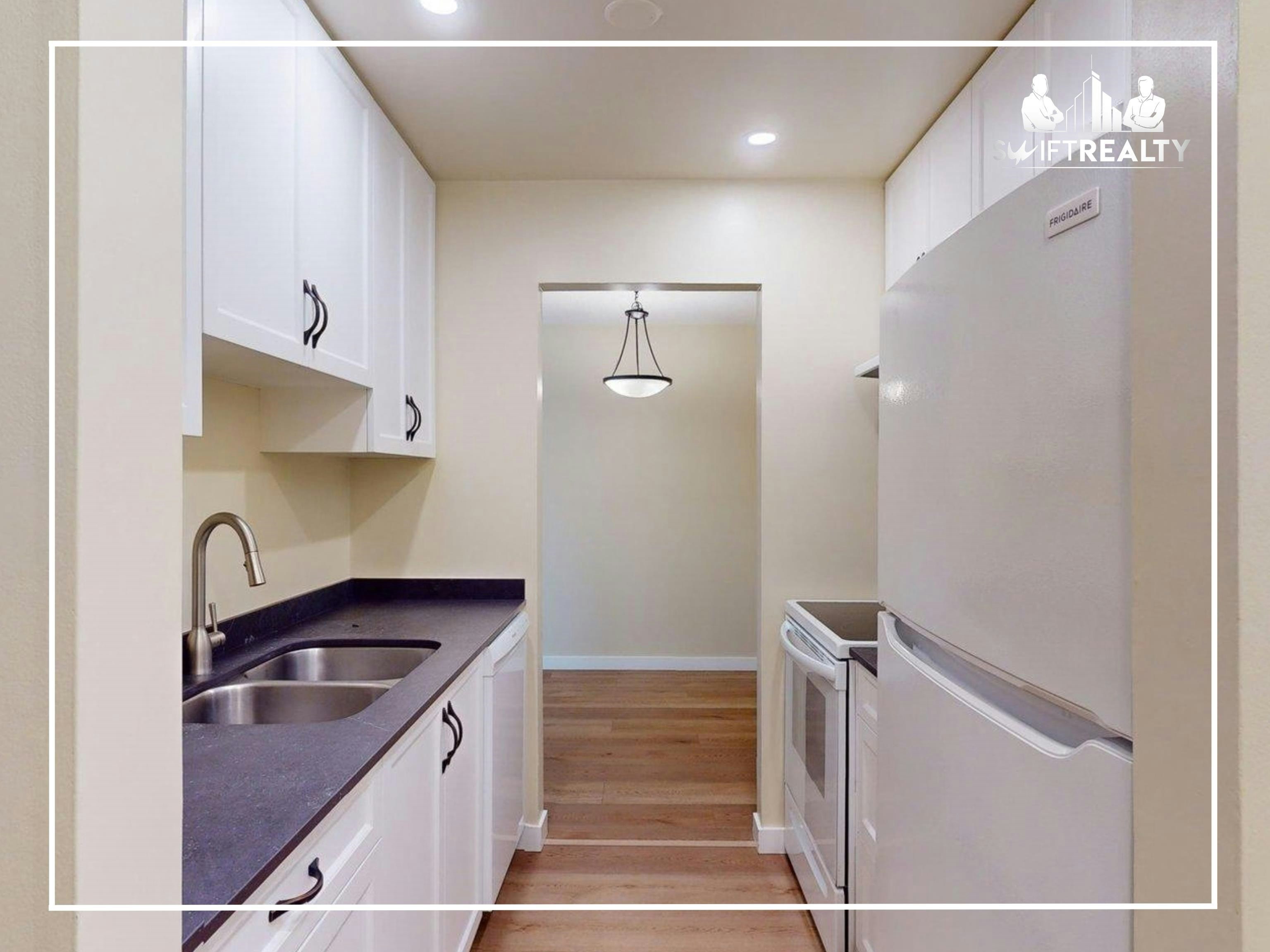 103-200 Westhill Pl, Port Moody, BC, V3H 1V2 - 5