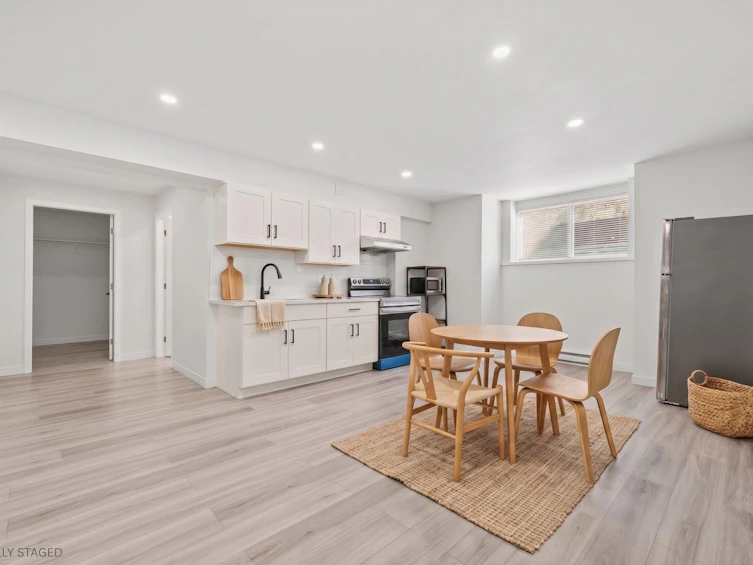 3307 Rosemary Heights Crescent, Surrey, BC, V3Z 0K7 - 25