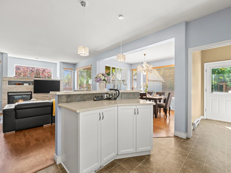 3307 Rosemary Heights Crescent, Surrey, BC, V3Z 0K7 - 12