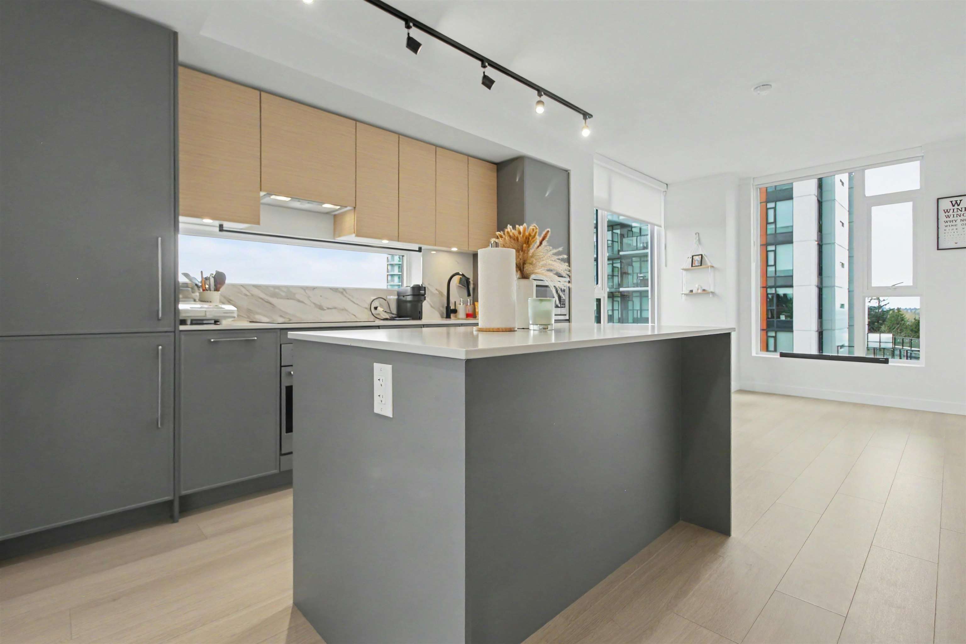 710-13725 George Junction, Surrey, BC, V3T 0V7 - 14
