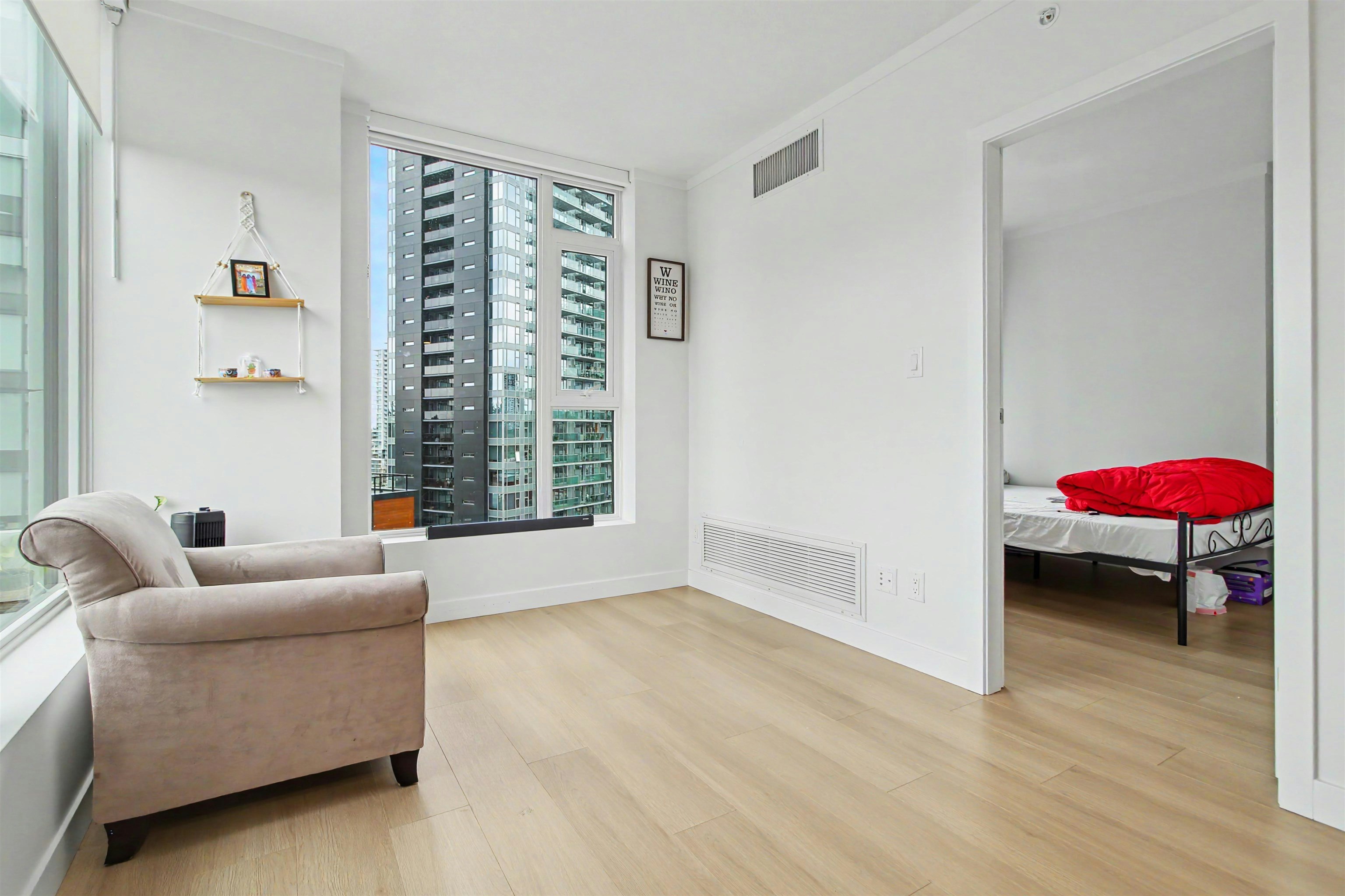 710-13725 George Junction, Surrey, BC, V3T 0V7 - 10
