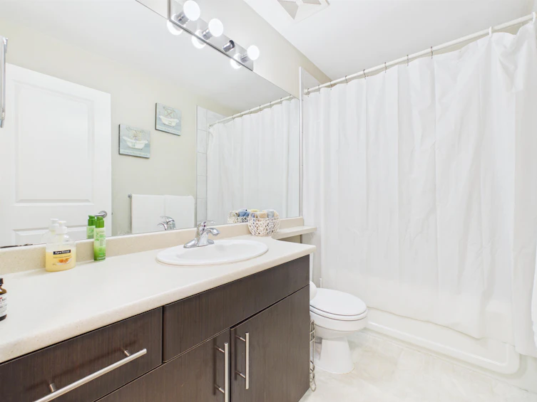 13-19250 65th Avenue, Surrey, BC, V4N 5R7 - 19