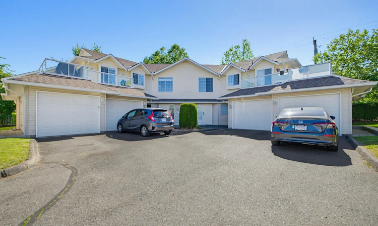 38-31255 Upper Maclure Road
