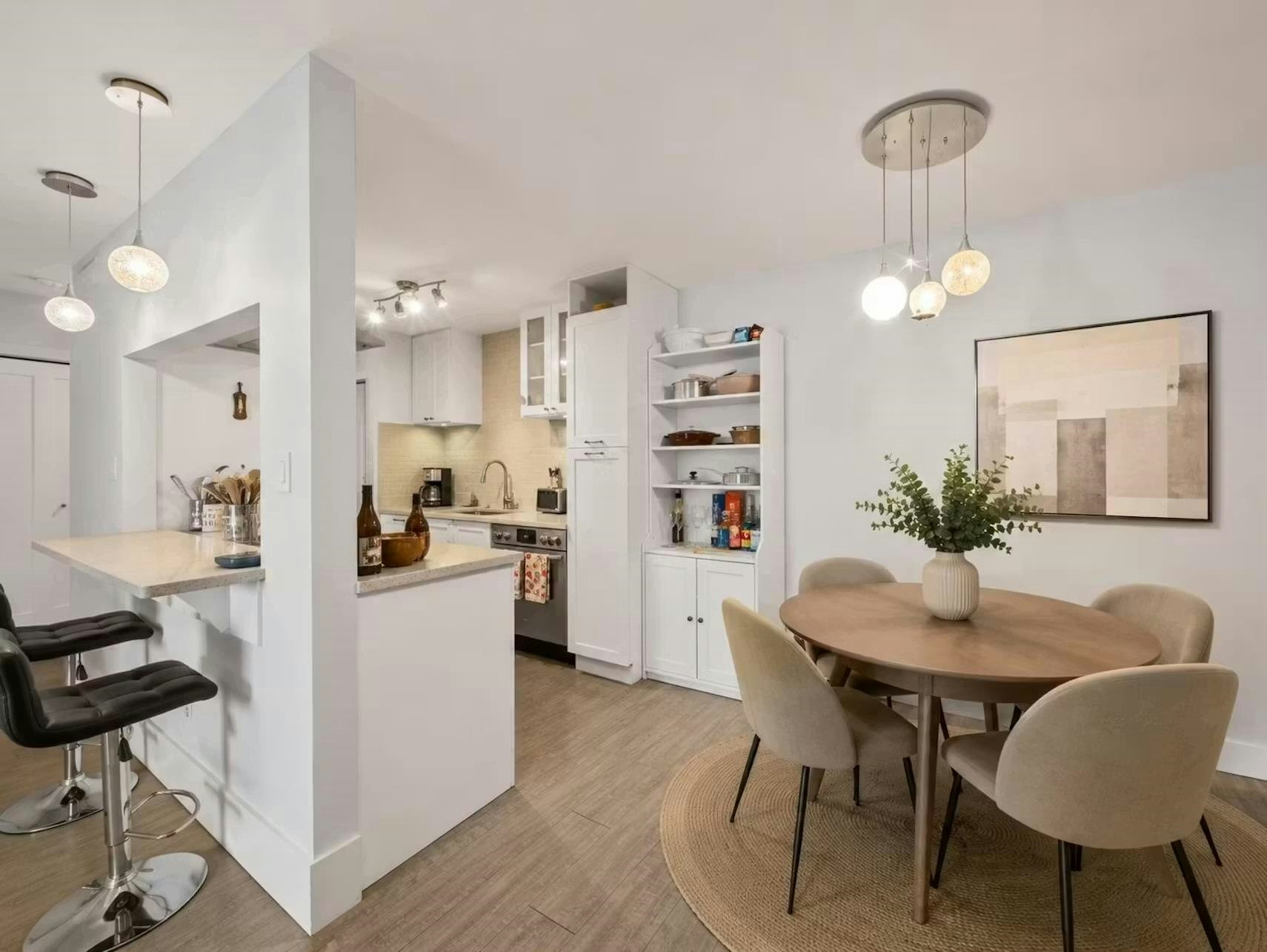 210-141 W 13th Street, North Vancouver, BC, V7M 1N5 - 18
