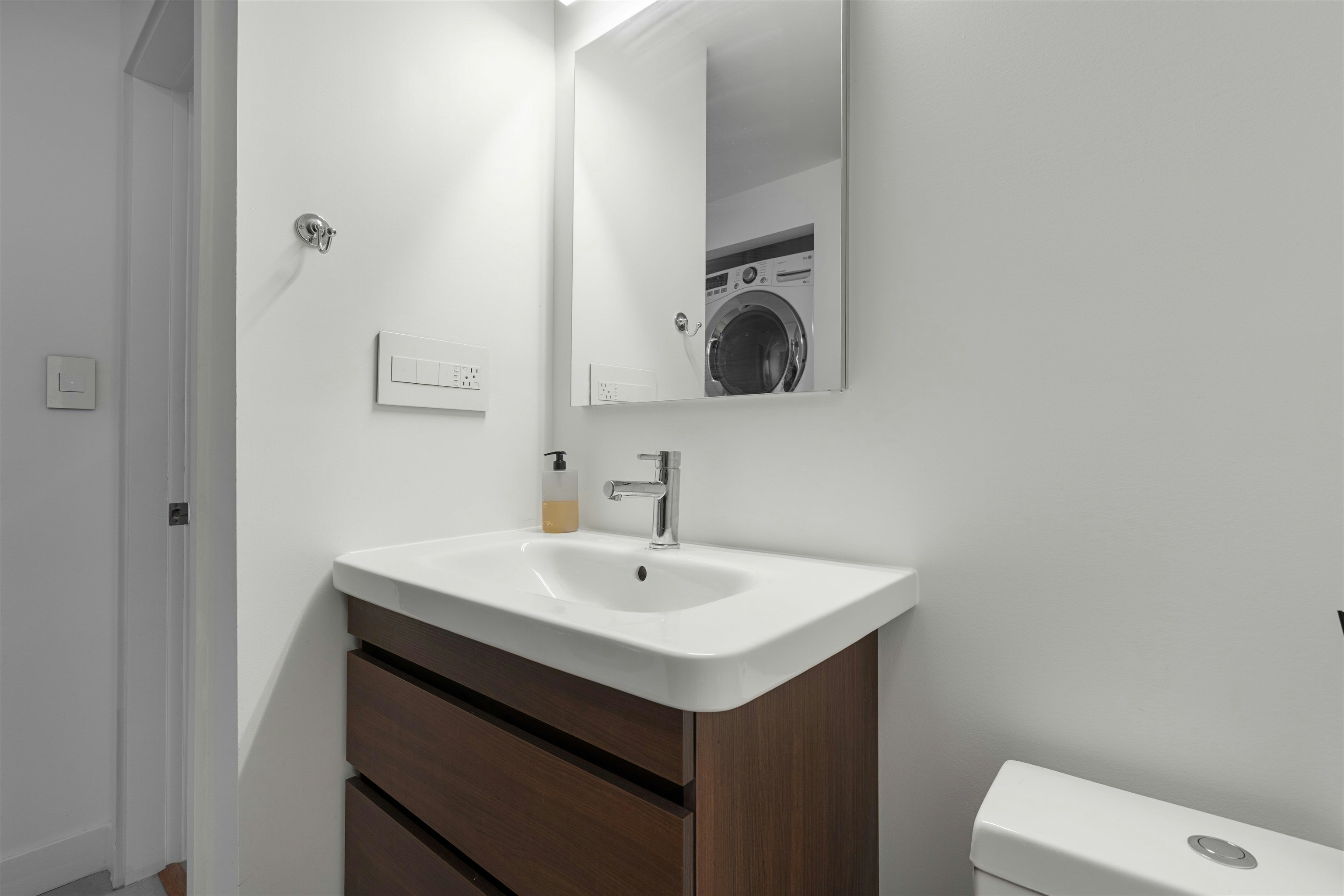 302-650 Moberly Road, Vancouver, BC, V5Z 4J1 - 21
