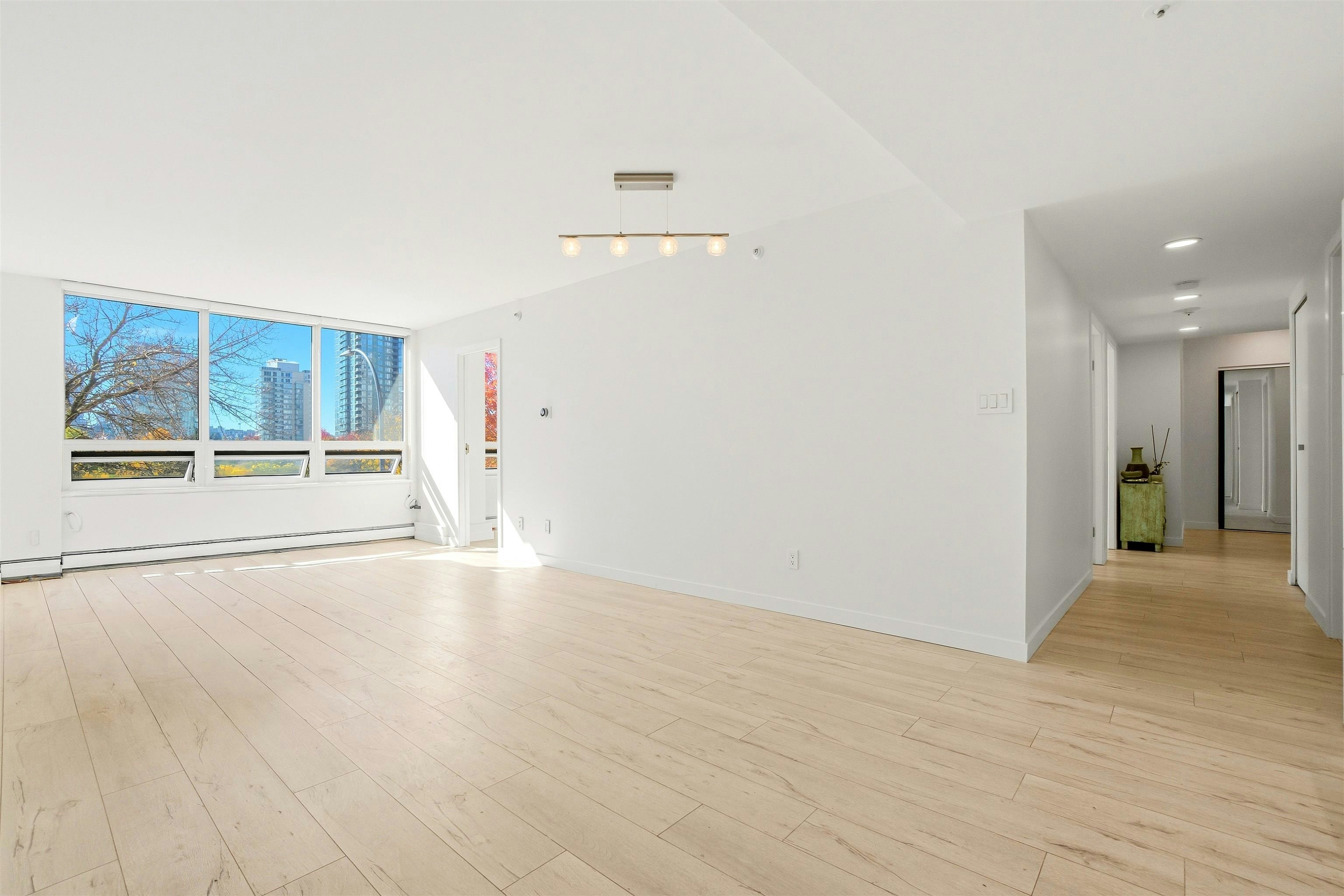 2A-199 Drake Street - 3