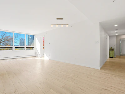 2A-199 Drake Street - 3