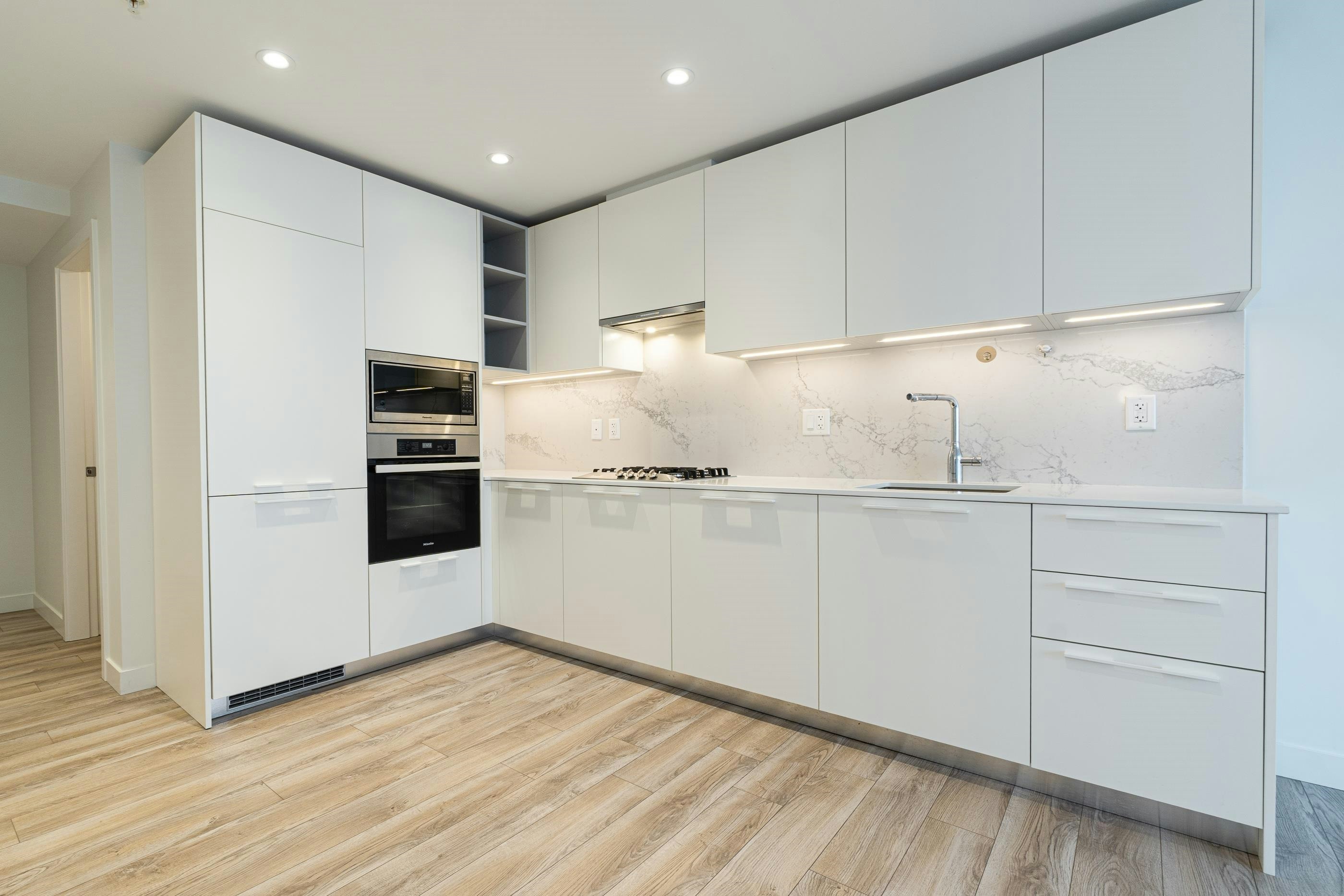 2006-6699 Dunblane Avenue, Burnaby, BC, V5H 0J8 - 10