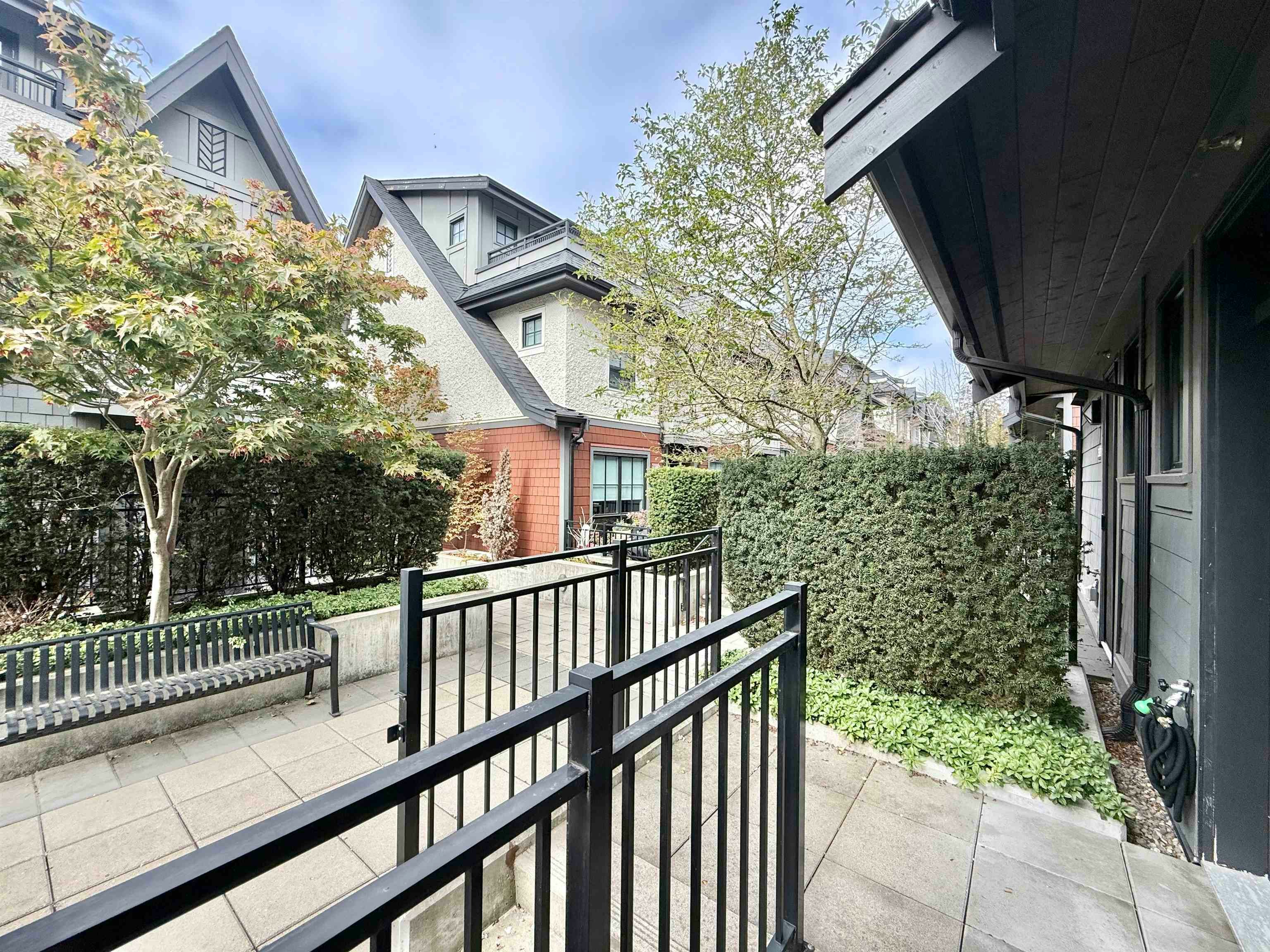 7923,  Oak Street, Vancouver, BC, V6P 0H9 - 22
