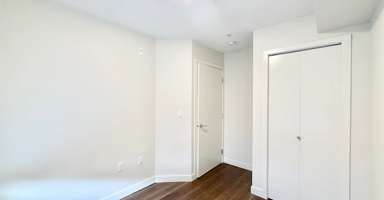 7923, Oak Street, Vancouver, BC, V6P 0H9 - 12