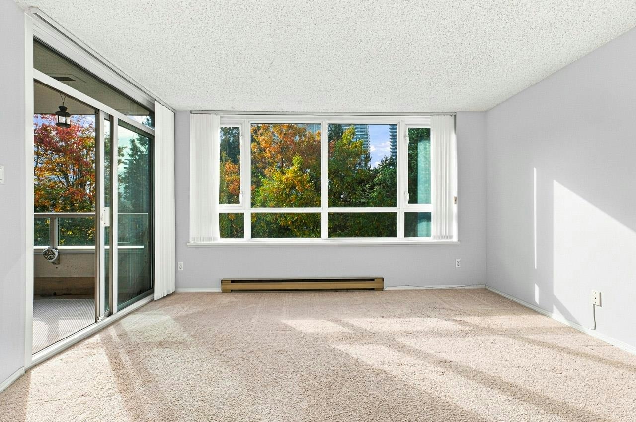 501-6055 Nelson Avenue - 5