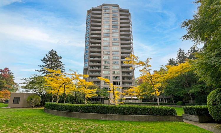 501-6055 Nelson Avenue
