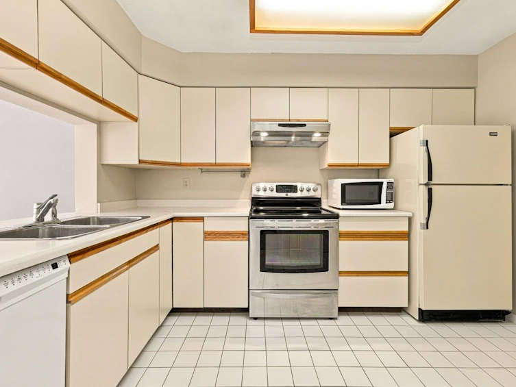 501-6055 Nelson Avenue, Burnaby, BC, V5H 4L4 - 13
