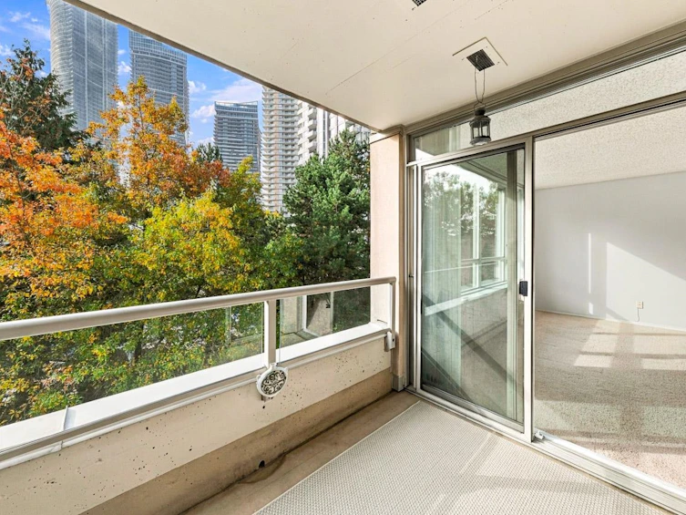 501-6055 Nelson Avenue, Burnaby, BC, V5H 4L4 - 8