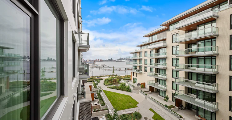 425-755 Harbourside Drive, North Vancouver, BC, V7P 0G1 - 11