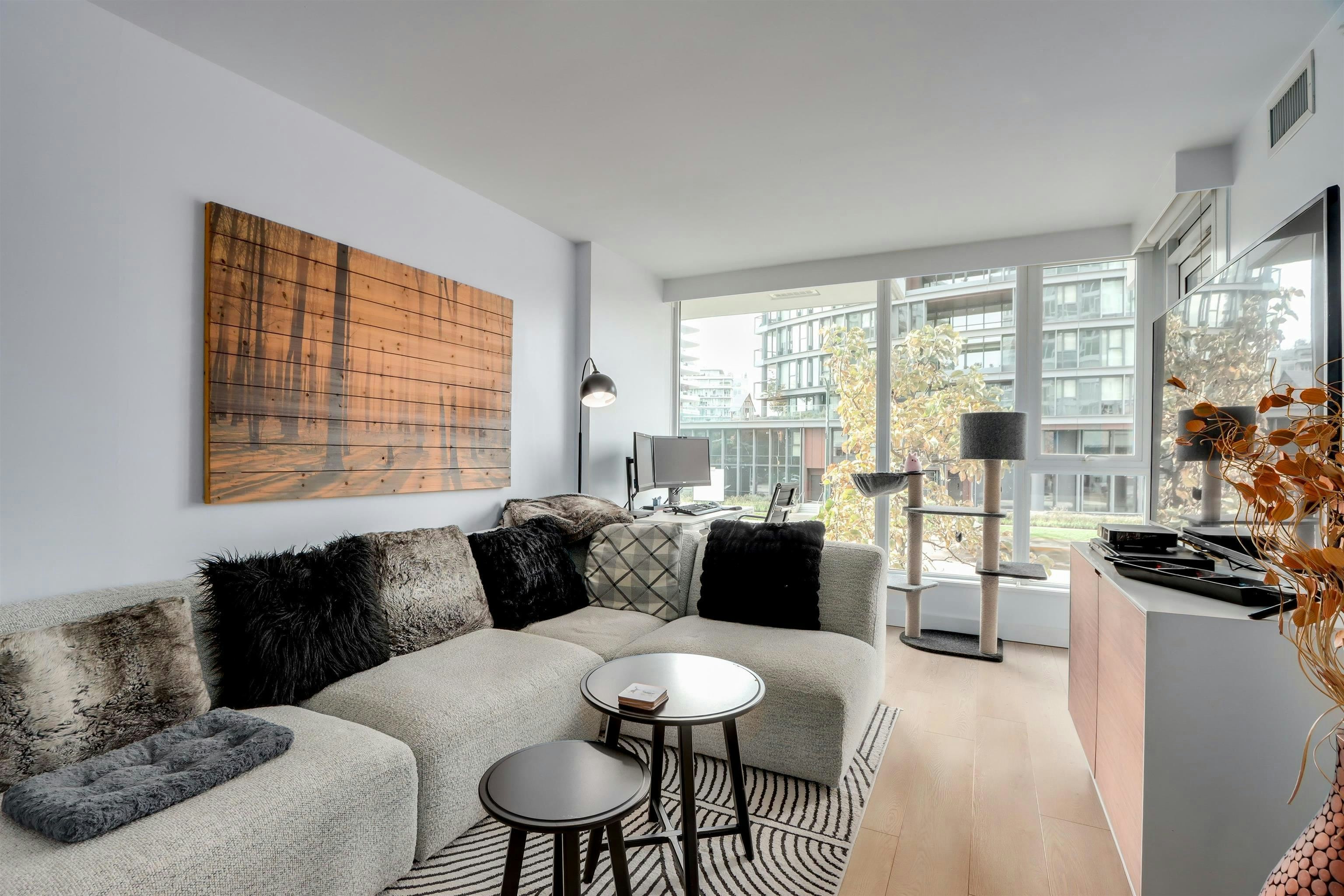 207-1618 Quebec Street, Vancouver, BC, V6A 0C5 - 6