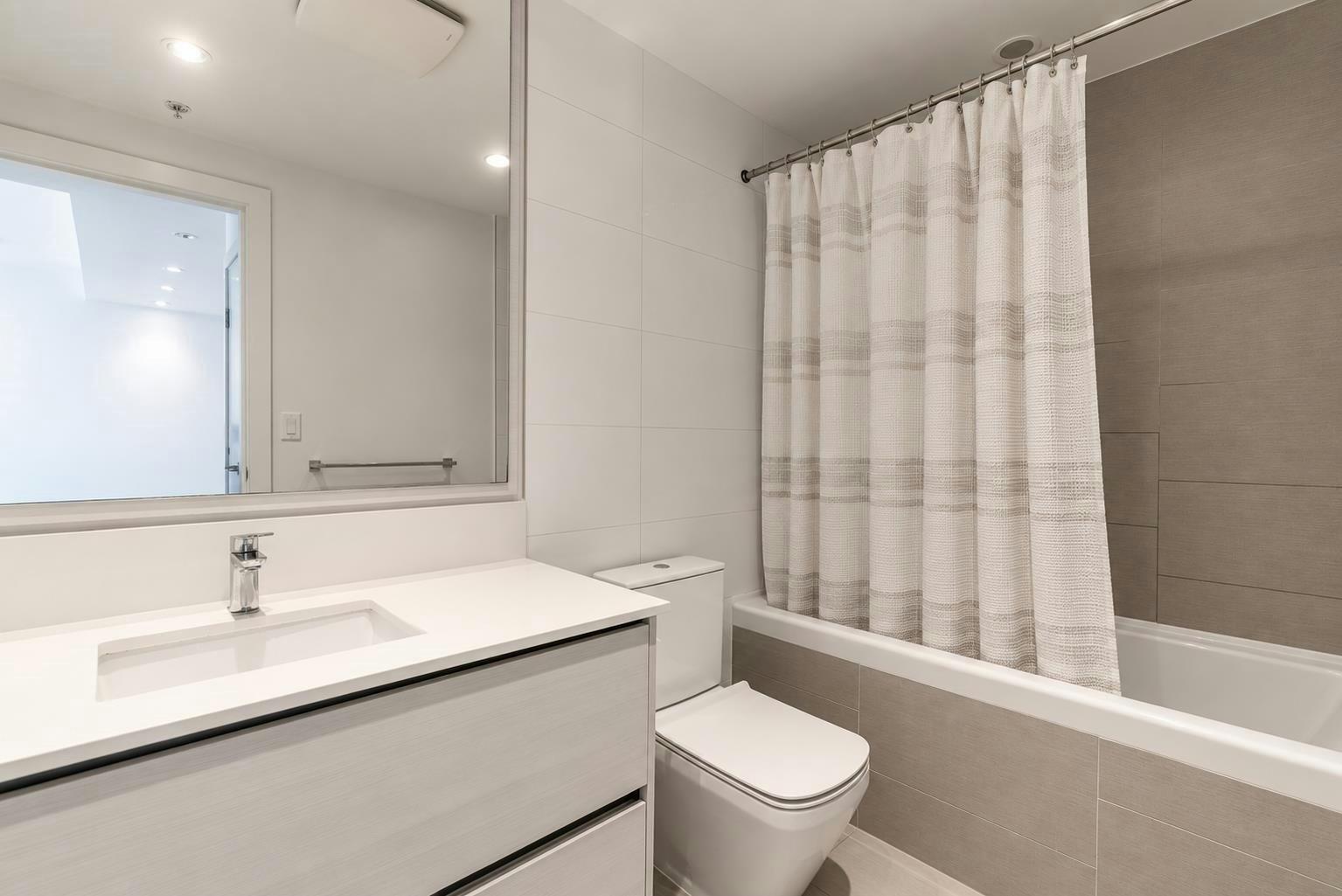 4809-4670 Assembly Way, Burnaby, BC, V5H 0H3 - 8