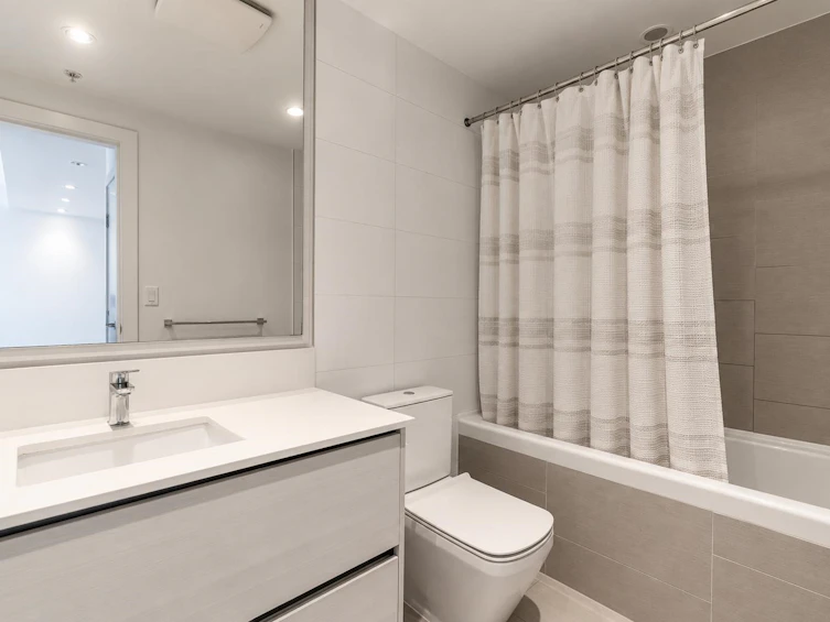 4809-4670 Assembly Way, Burnaby, BC, V5H 0H3 - 8