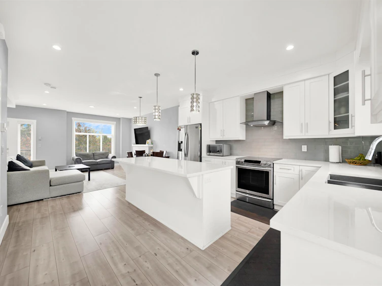 108-15170 60 Avenue, Surrey, BC, V3S 0A3 - 5