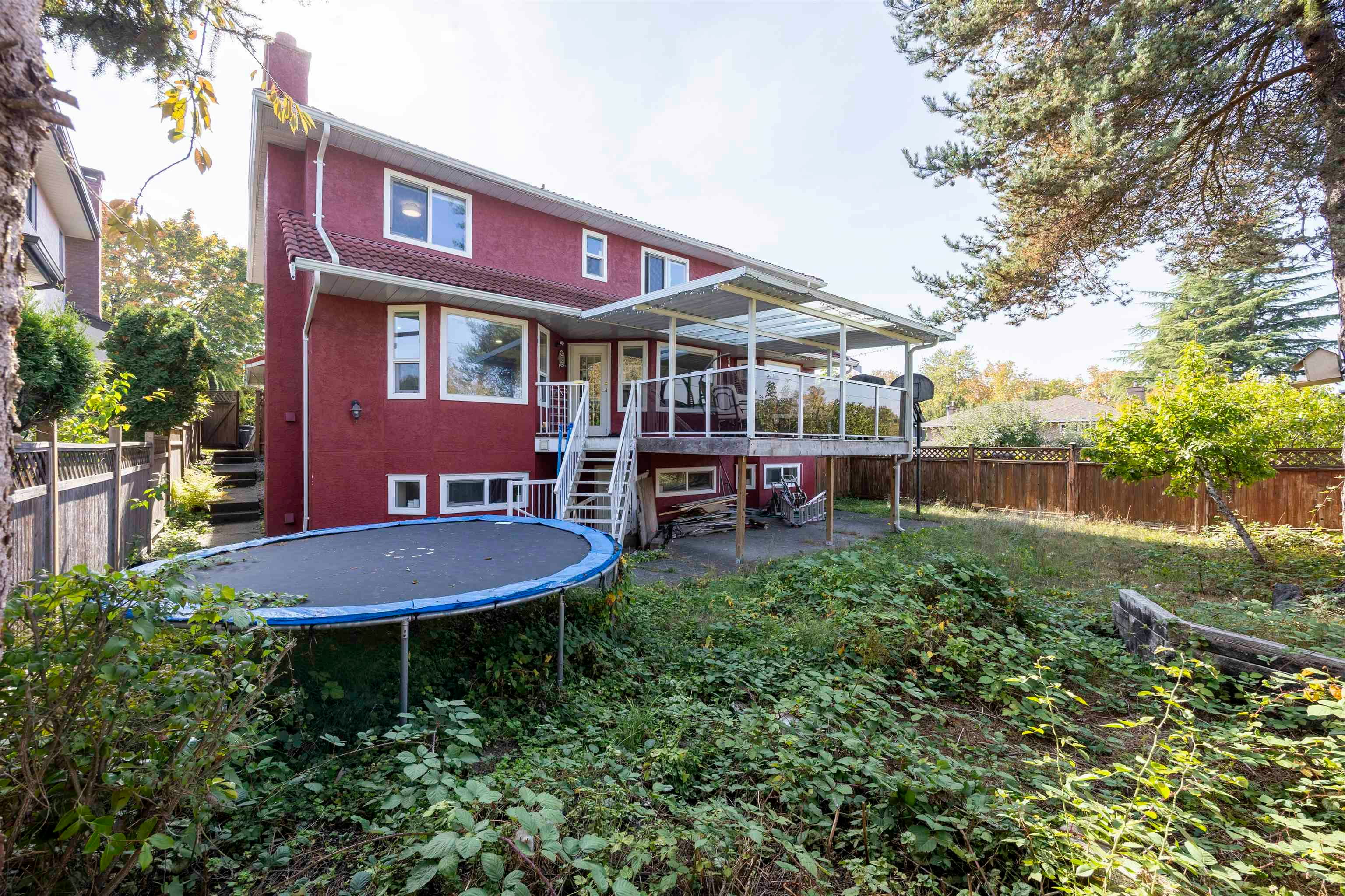 9025 Briar Road, Burnaby, BC, V3N 4V5 - 35