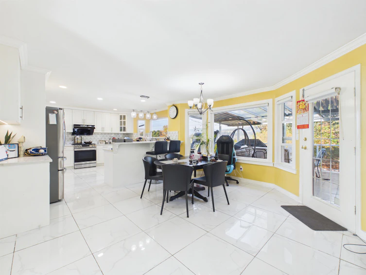 9025 Briar Road, Burnaby, BC, V3N 4V5 - 11