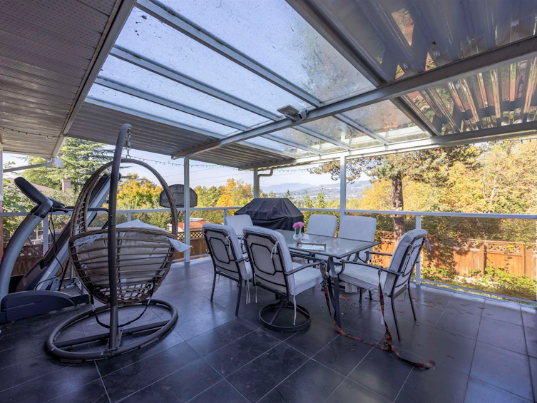 9025 Briar Road, Burnaby, BC, V3N 4V5 - 14