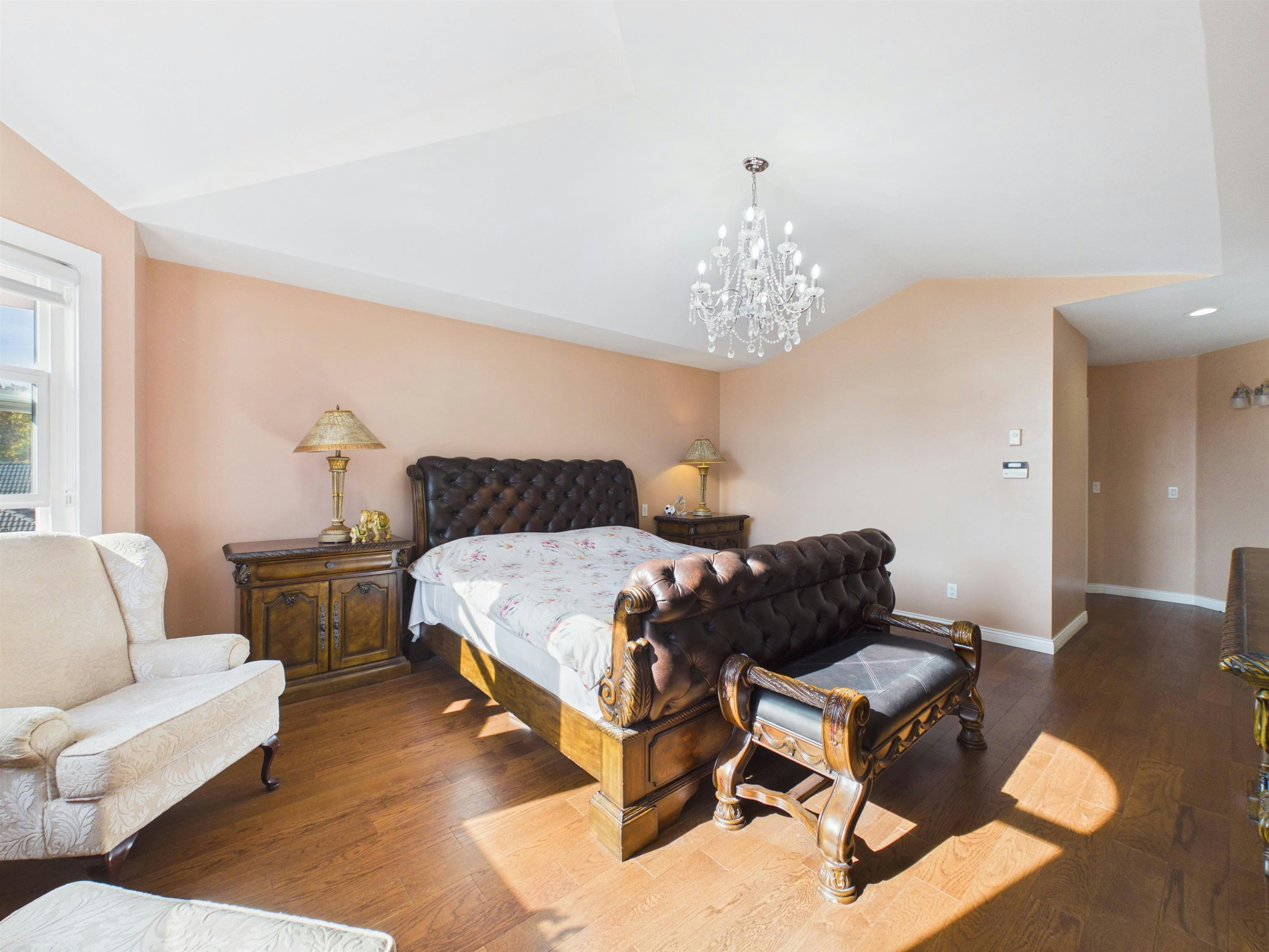 9025 Briar Road, Burnaby, BC, V3N 4V5 - 26