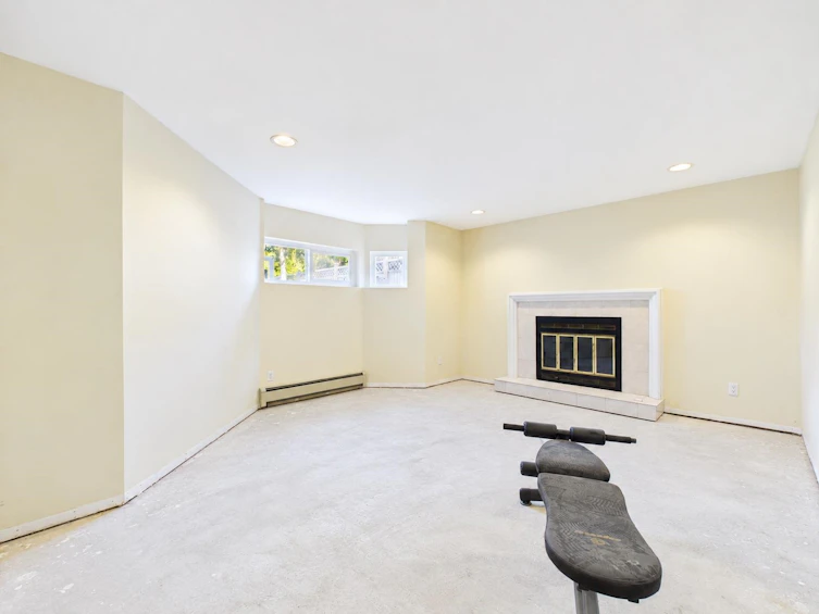 9025 Briar Road, Burnaby, BC, V3N 4V5 - 20