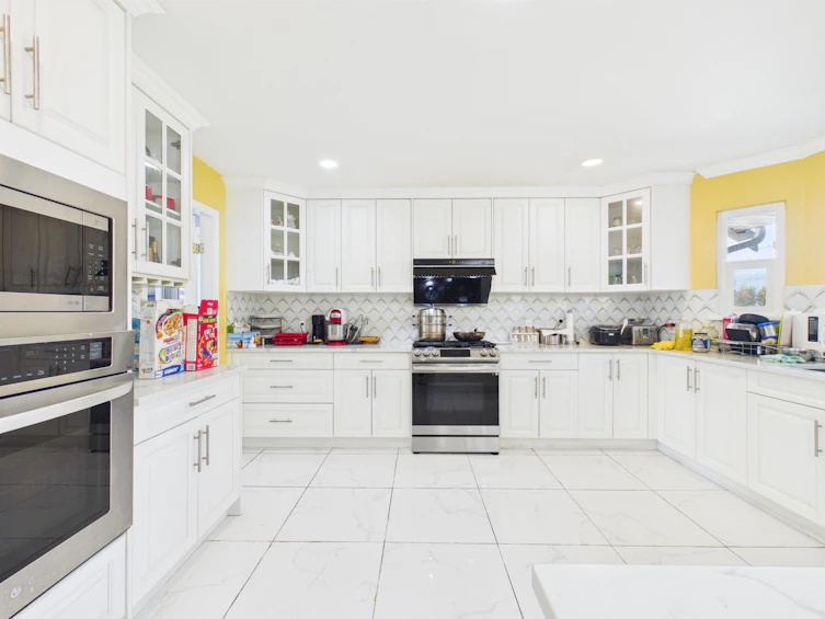 9025 Briar Road, Burnaby, BC, V3N 4V5 - 8