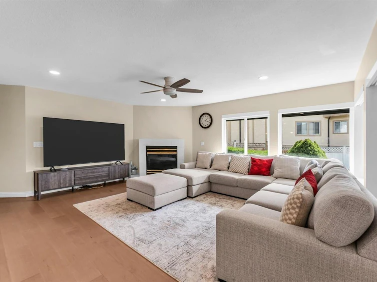 14260 82a Avenue, Surrey, BC, V3W 0V6 - 8