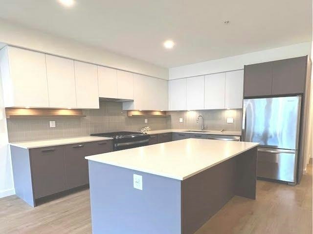102-13760 75a Avenue, Surrey, BC, V3W 6T5 - 8
