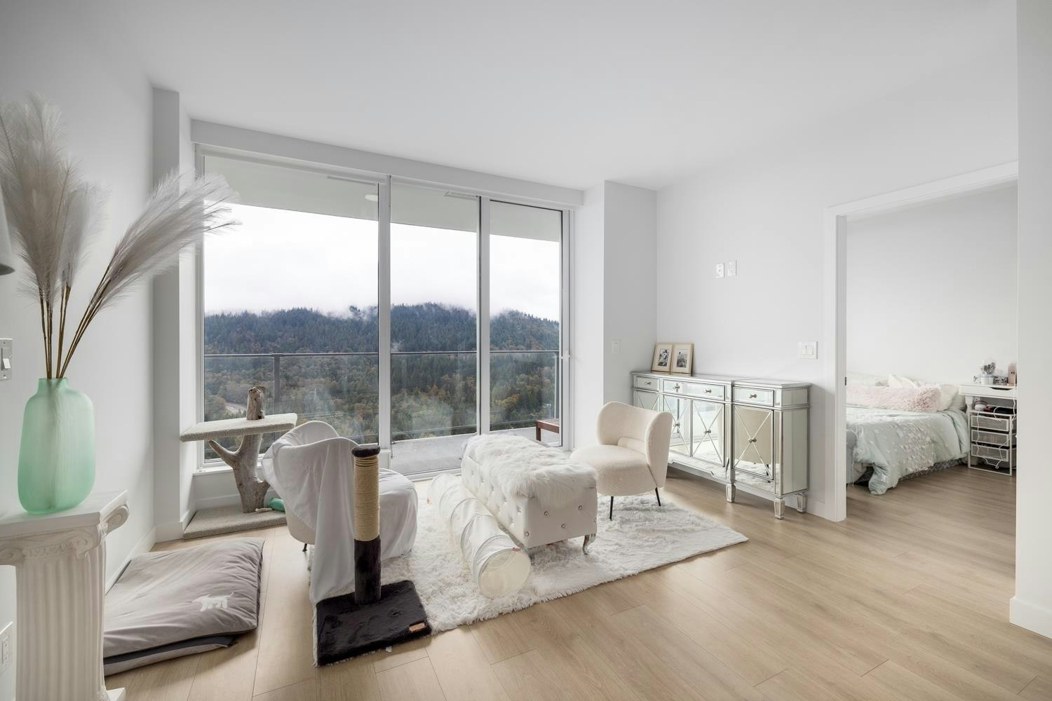 3002-567 Clarke Road - 3