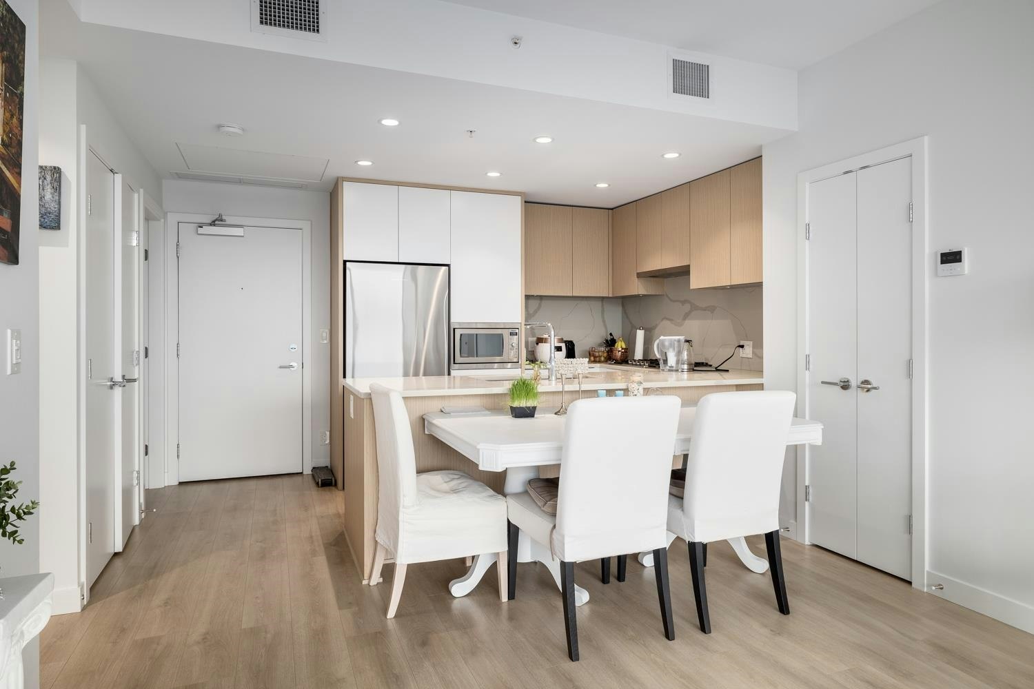 3002-567 Clarke Road - 2