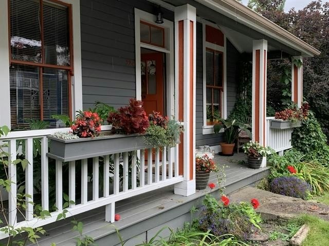 324 Tenth Street, New Westminster, BC, V3M 3Y5