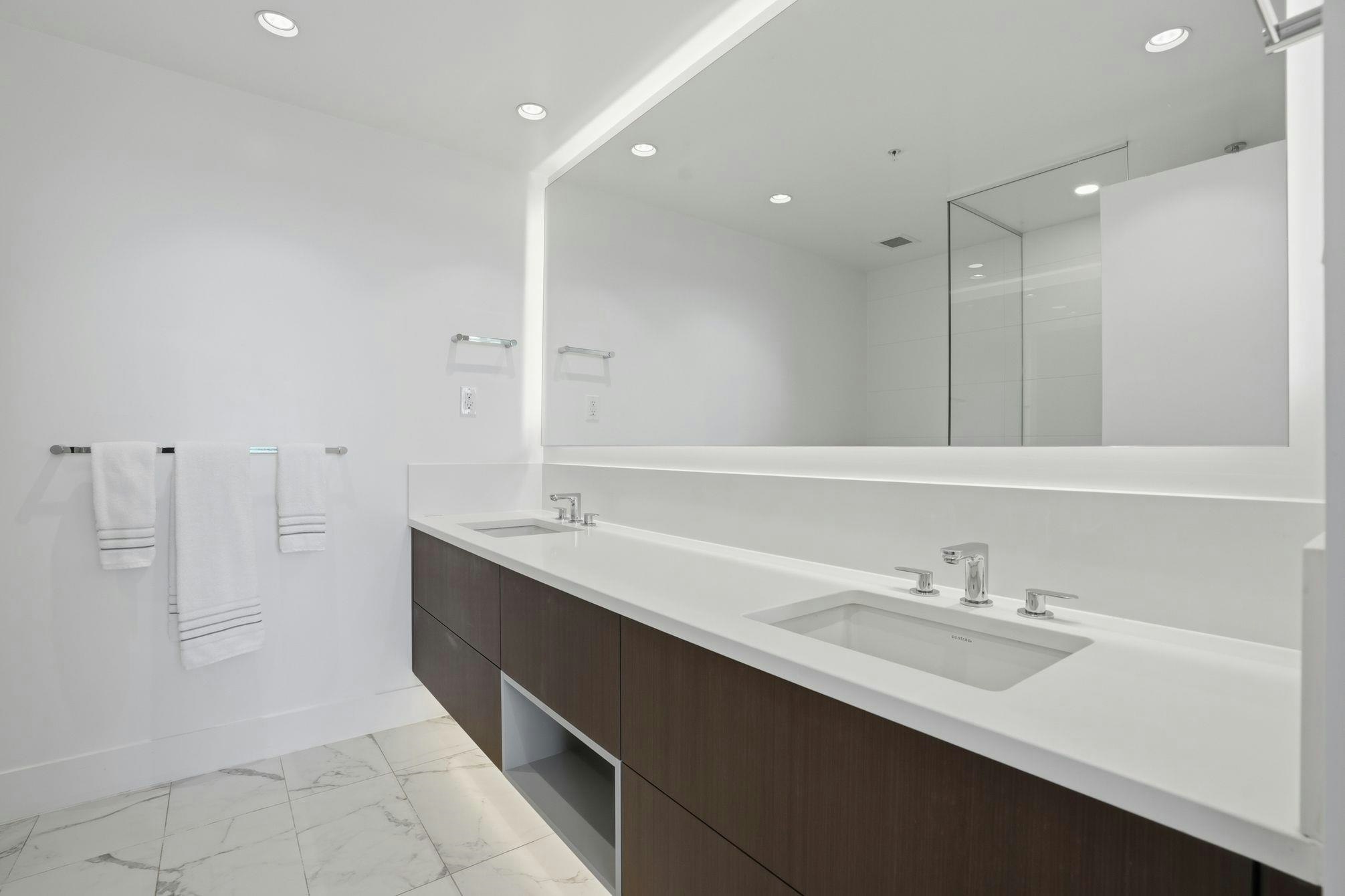 1904-1632 Lions Gate Lane, North Vancouver, BC, V7P 0E2 - 18