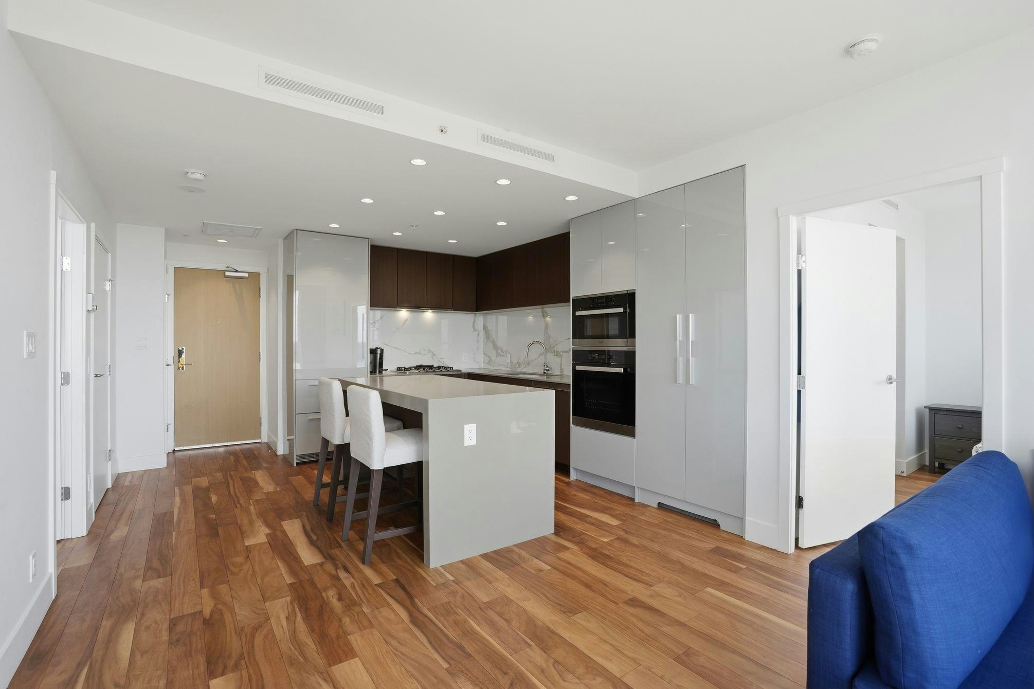 1904-1632 Lions Gate Lane, North Vancouver, BC, V7P 0E2 - 6