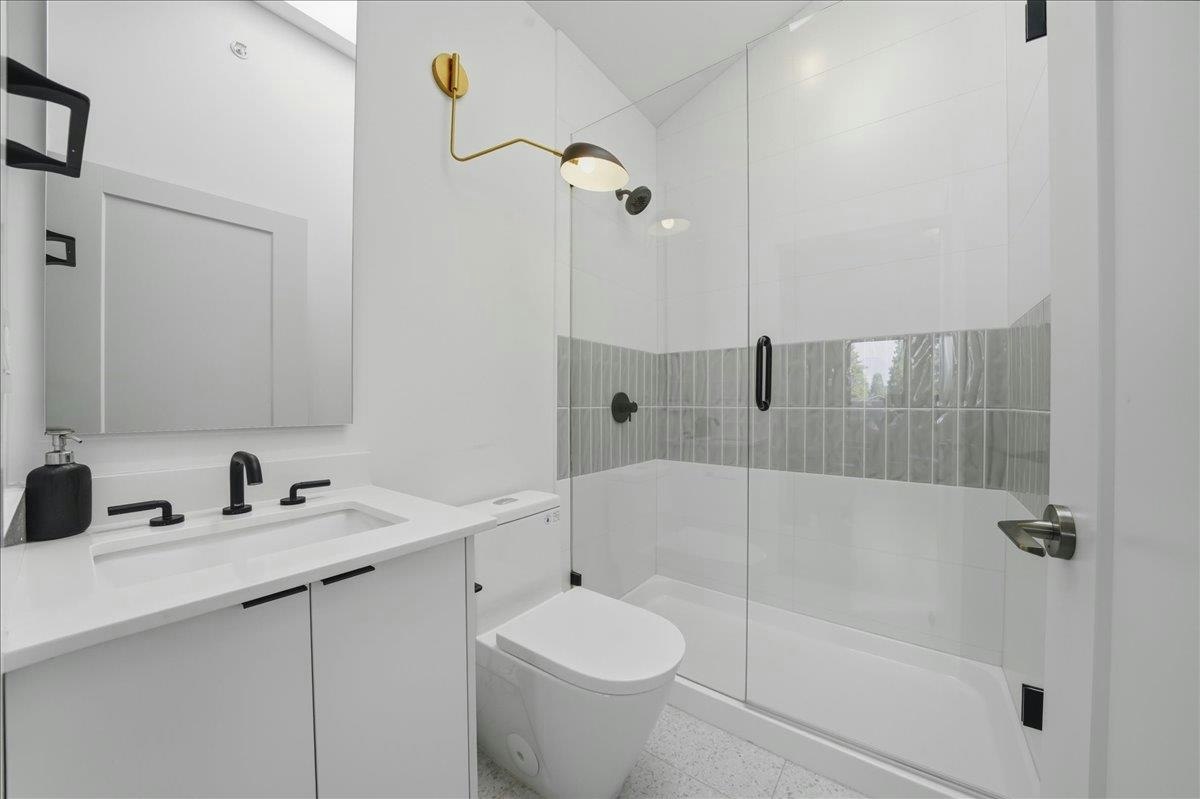 2137 E 2nd Avenue, Vancouver, BC, V5N 1E9 - 26