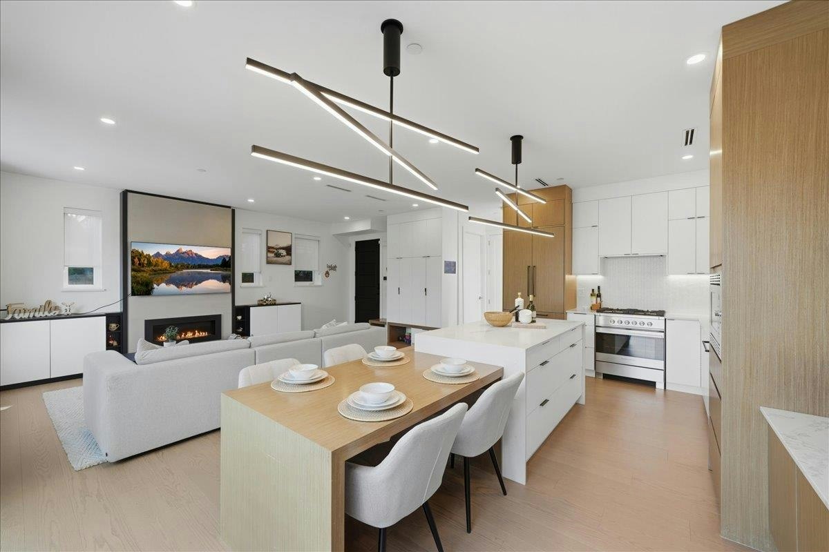 2137 E 2nd Avenue, Vancouver, BC, V5N 1E9 - 12