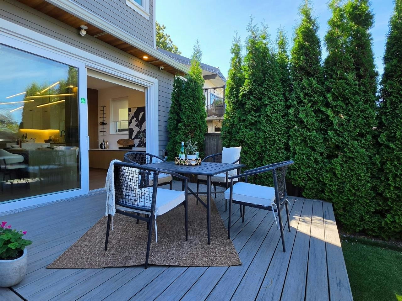 2137 E 2nd Avenue, Vancouver, BC, V5N 1E9 - 3