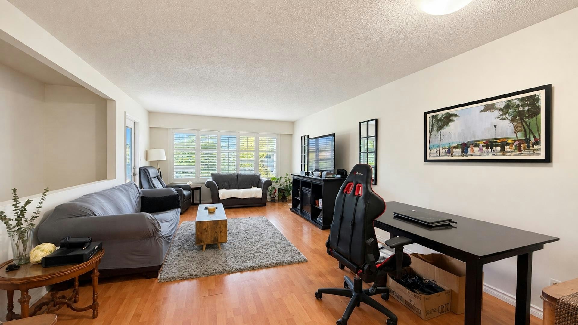 5734 49b Avenue - 4