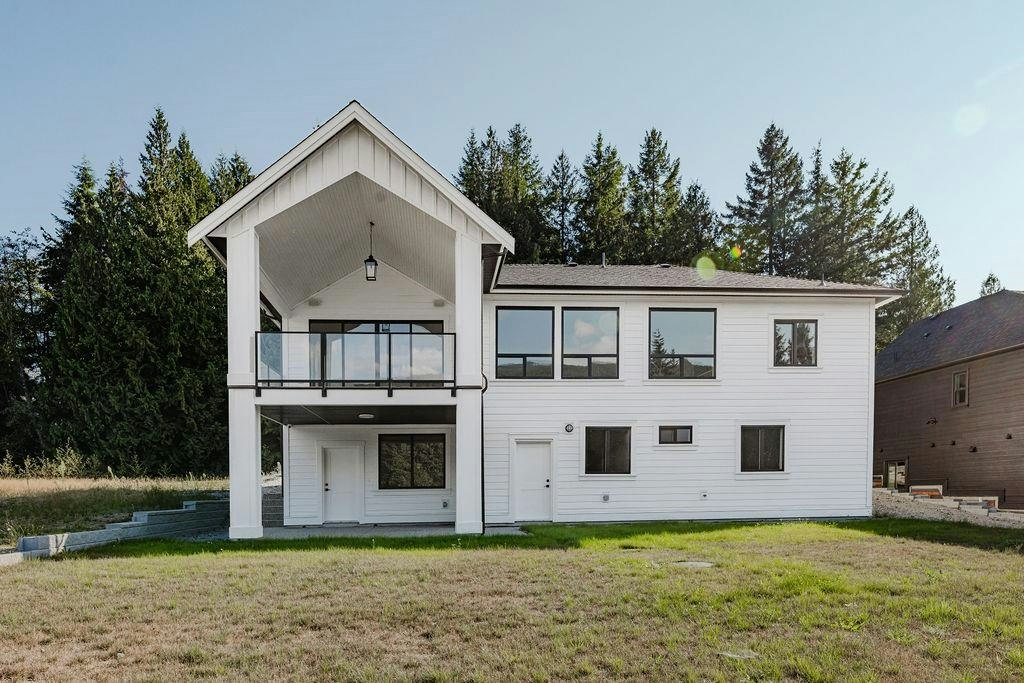 1203 Castle Road, Gibsons, BC, V0N 1V5 - 36