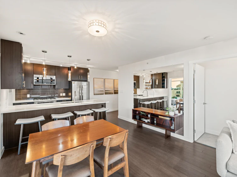 2101-608 Belmont Street, New Westminster, BC, V3M 0G8 - 9