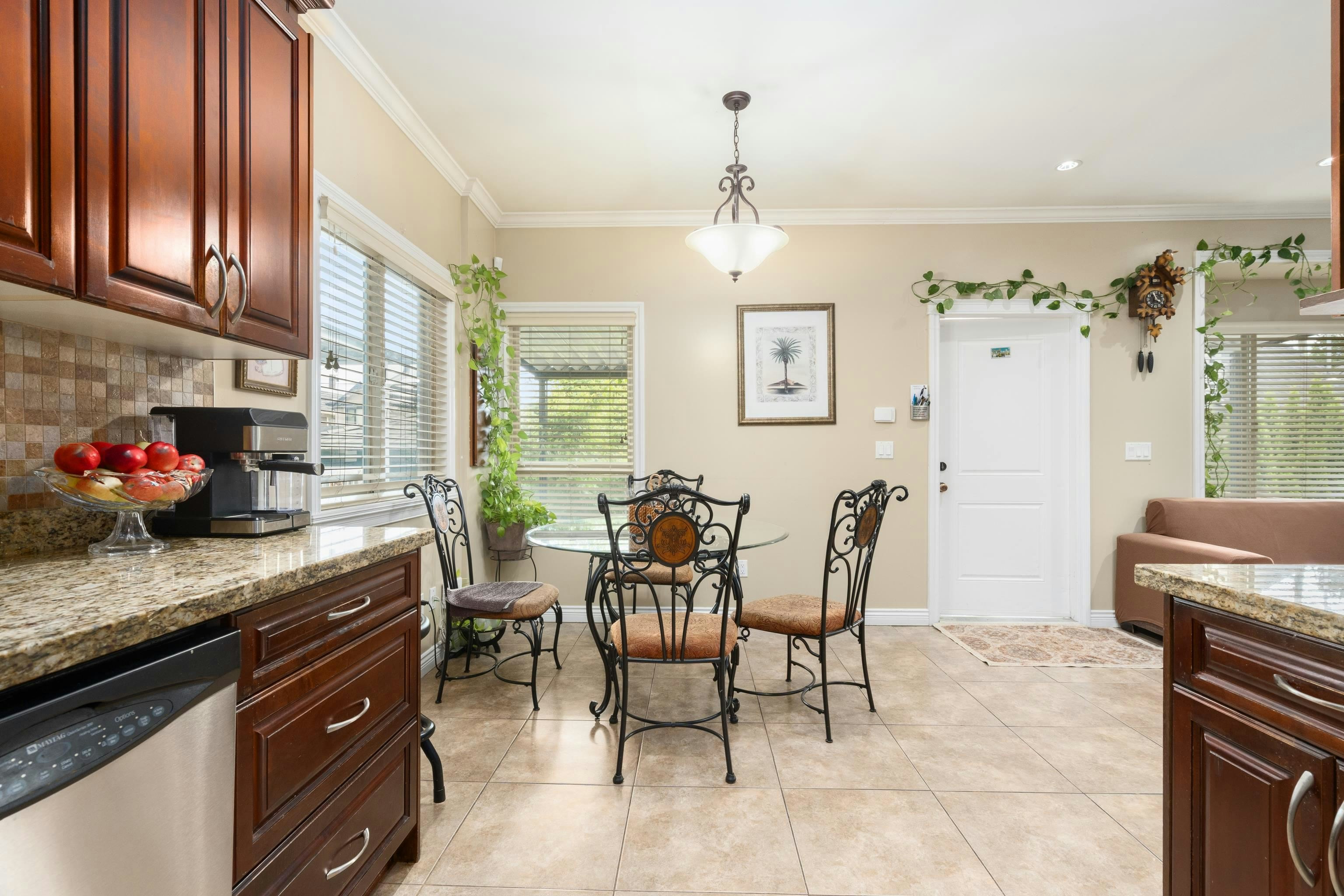 36 E 54 Avenue, Vancouver, BC, V5X 1N4 - 12