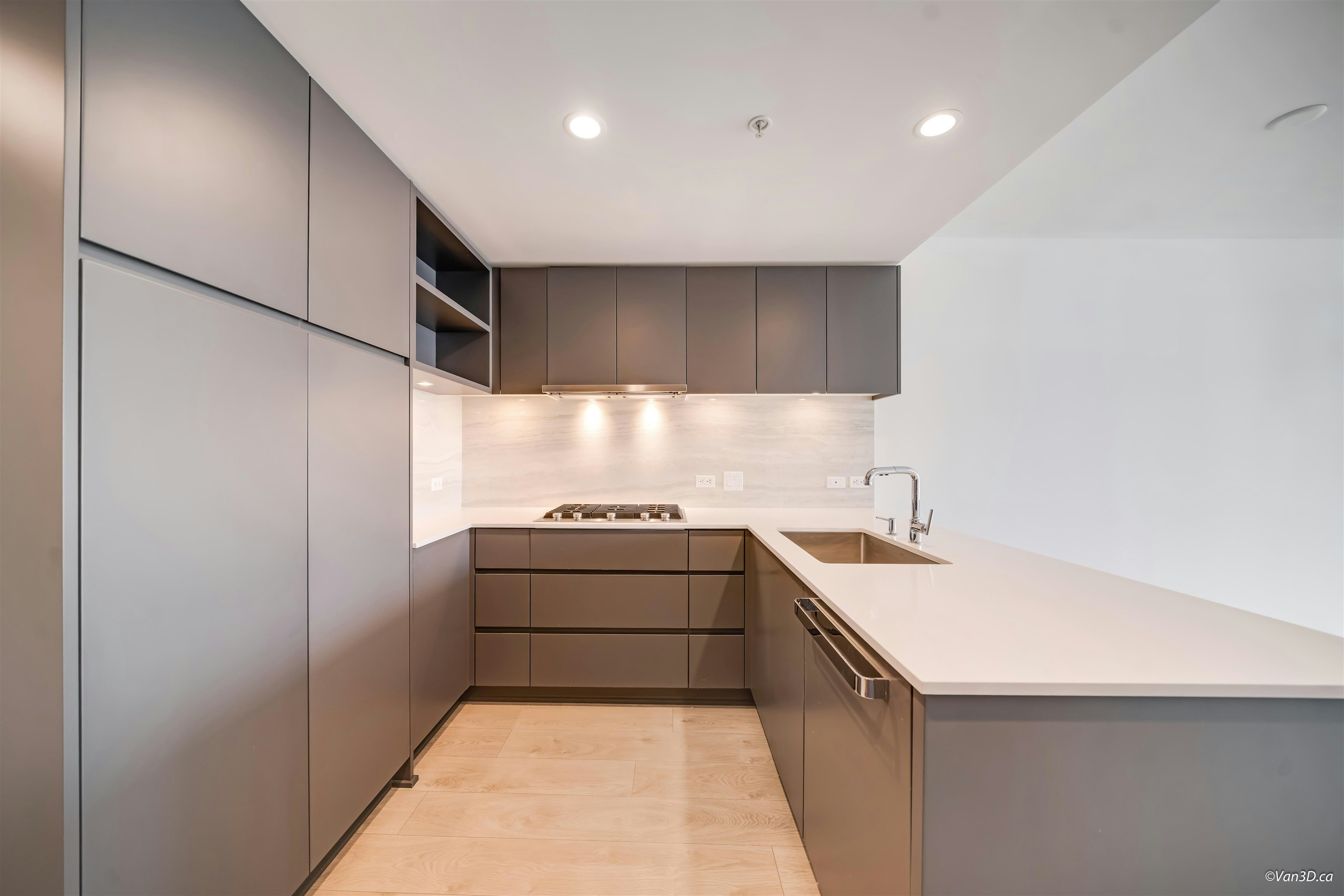 1801-450 Westview Street, Coquitlam, BC, V3K 0G3 - 5
