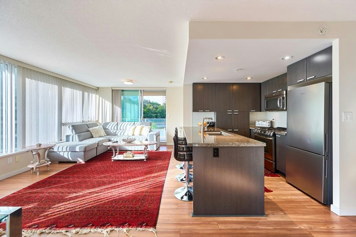 805-2232 Douglas Road, Burnaby, BC, V5C 0G9