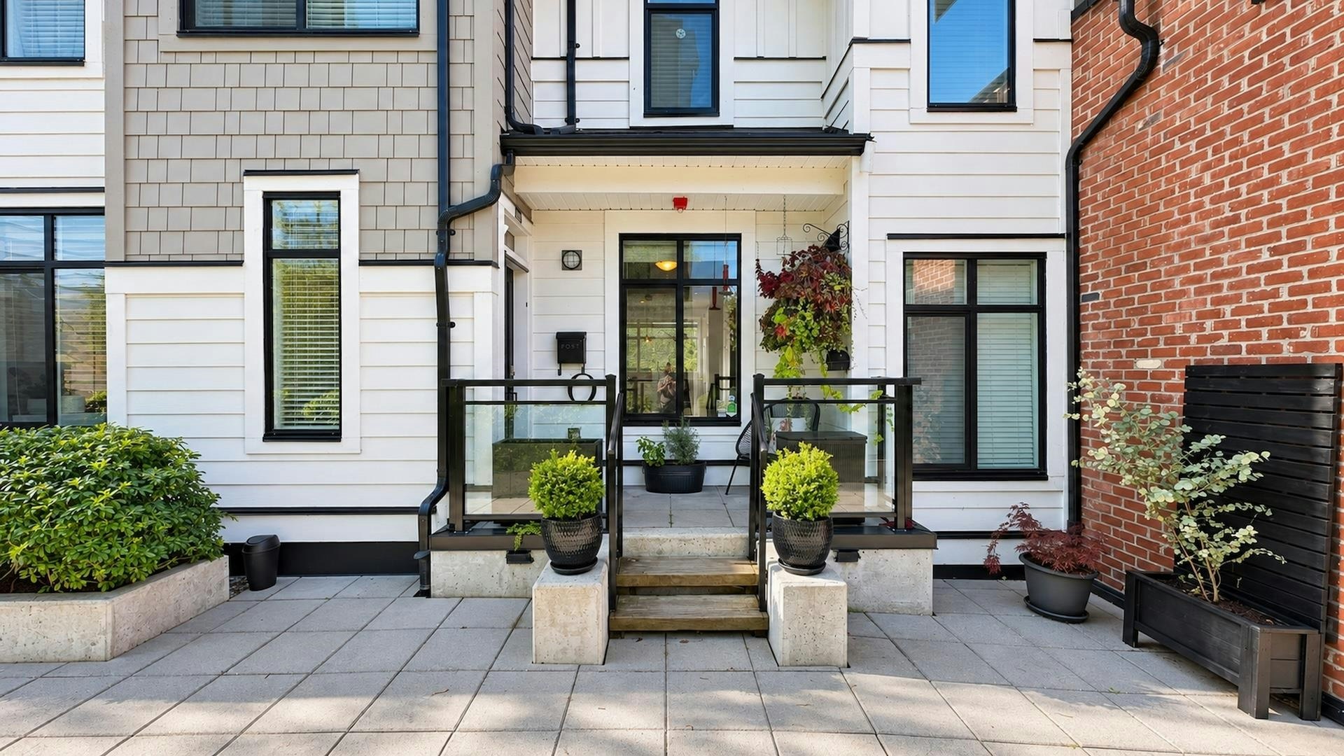 203-16528 24a Avenue, Surrey, BC, V3Z 0P4 - 3
