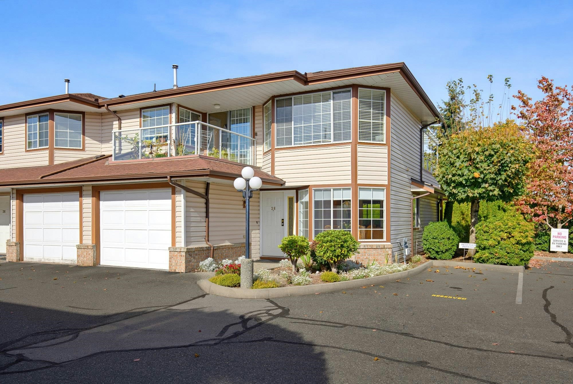 38-32659 George Ferguson Way, Abbotsford, BC, V2T 4E4