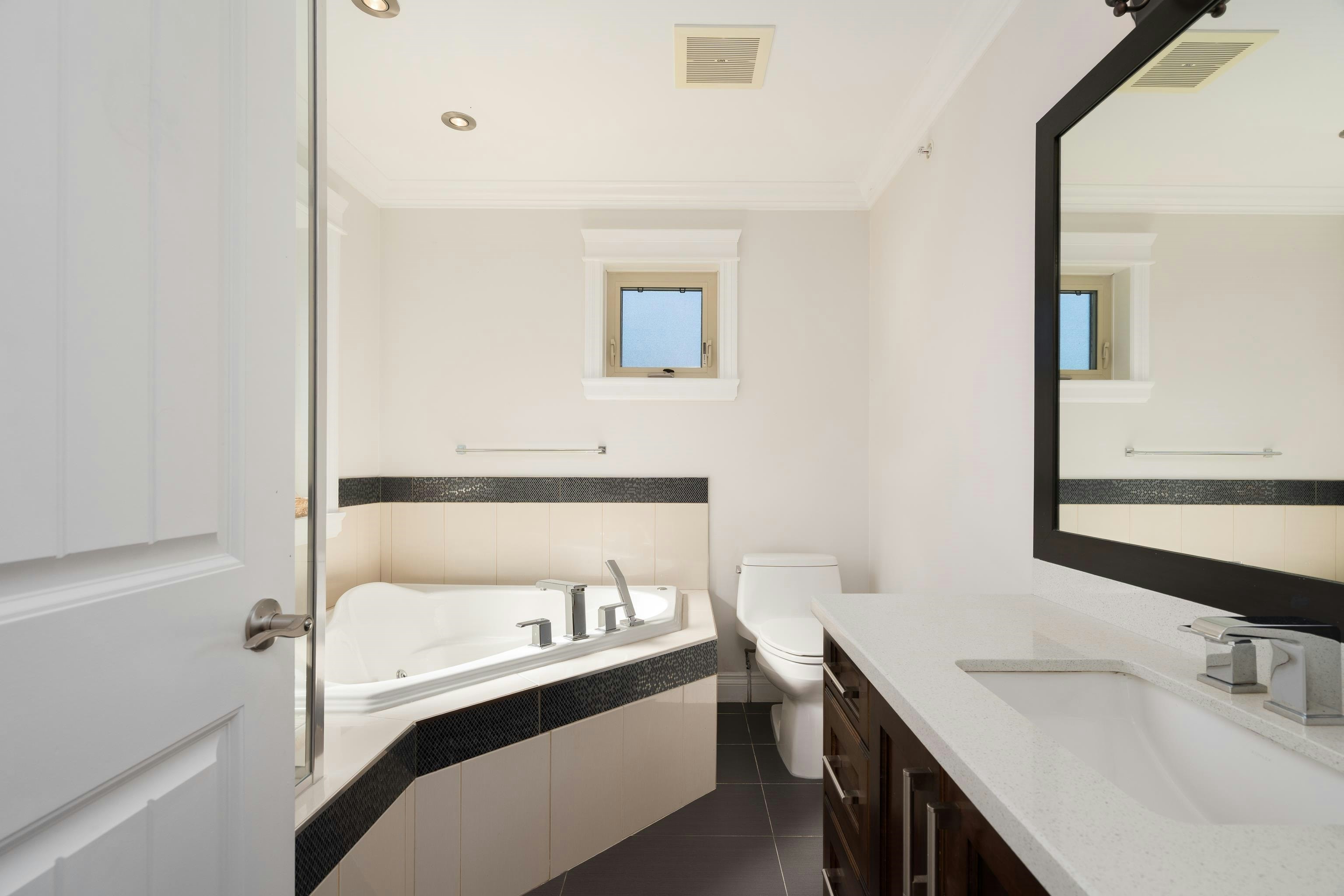 6387 Prince Albert Street, Vancouver, BC, V5W 3E7 - 31
