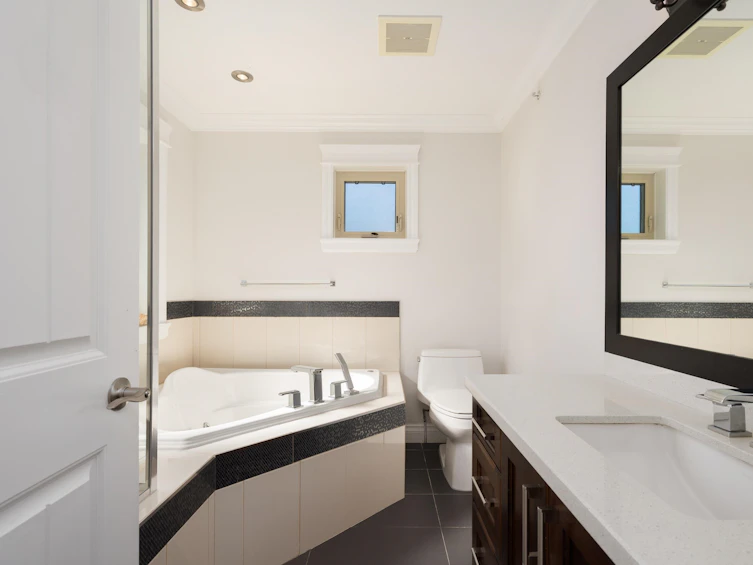 6387 Prince Albert Street, Vancouver, BC, V5W 3E7 - 31